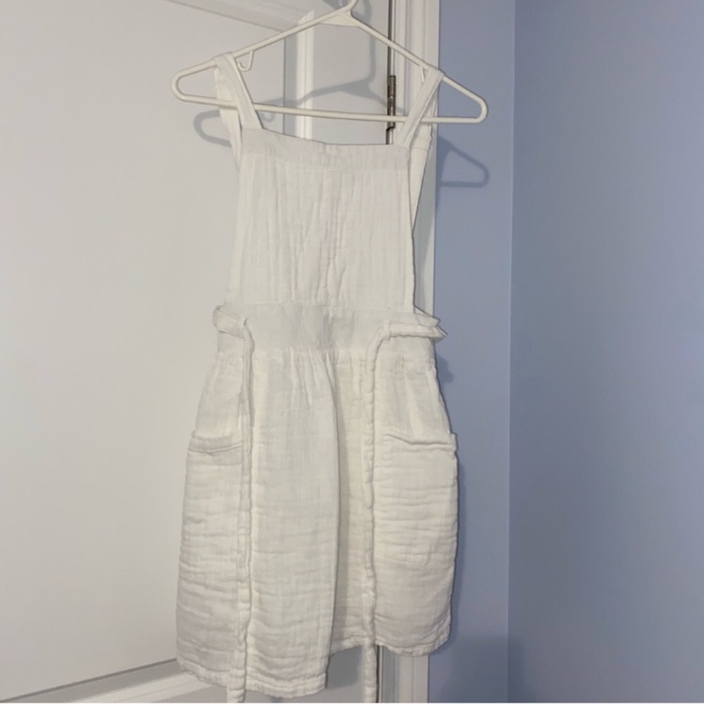 WHITE LINEN-STYLE OVERALL MINI DRESS